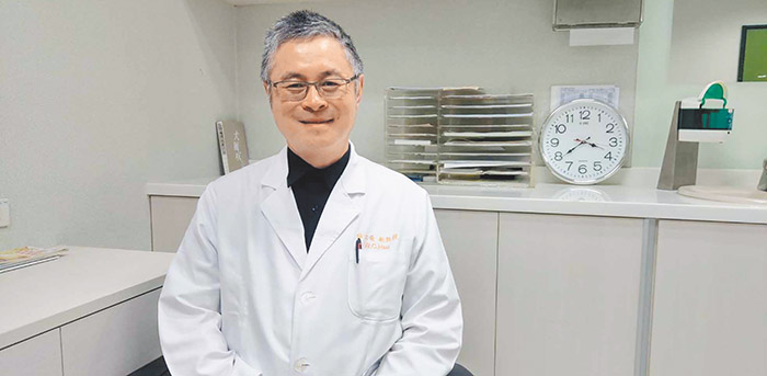 徐文俊醫師，（圖/梁敬彥攝影）